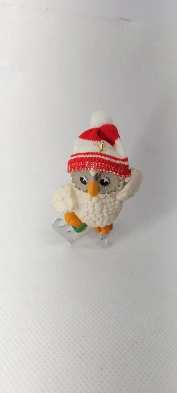 Hallmark Ornament 1985 Ice Skating Owl - Vintage Christmas